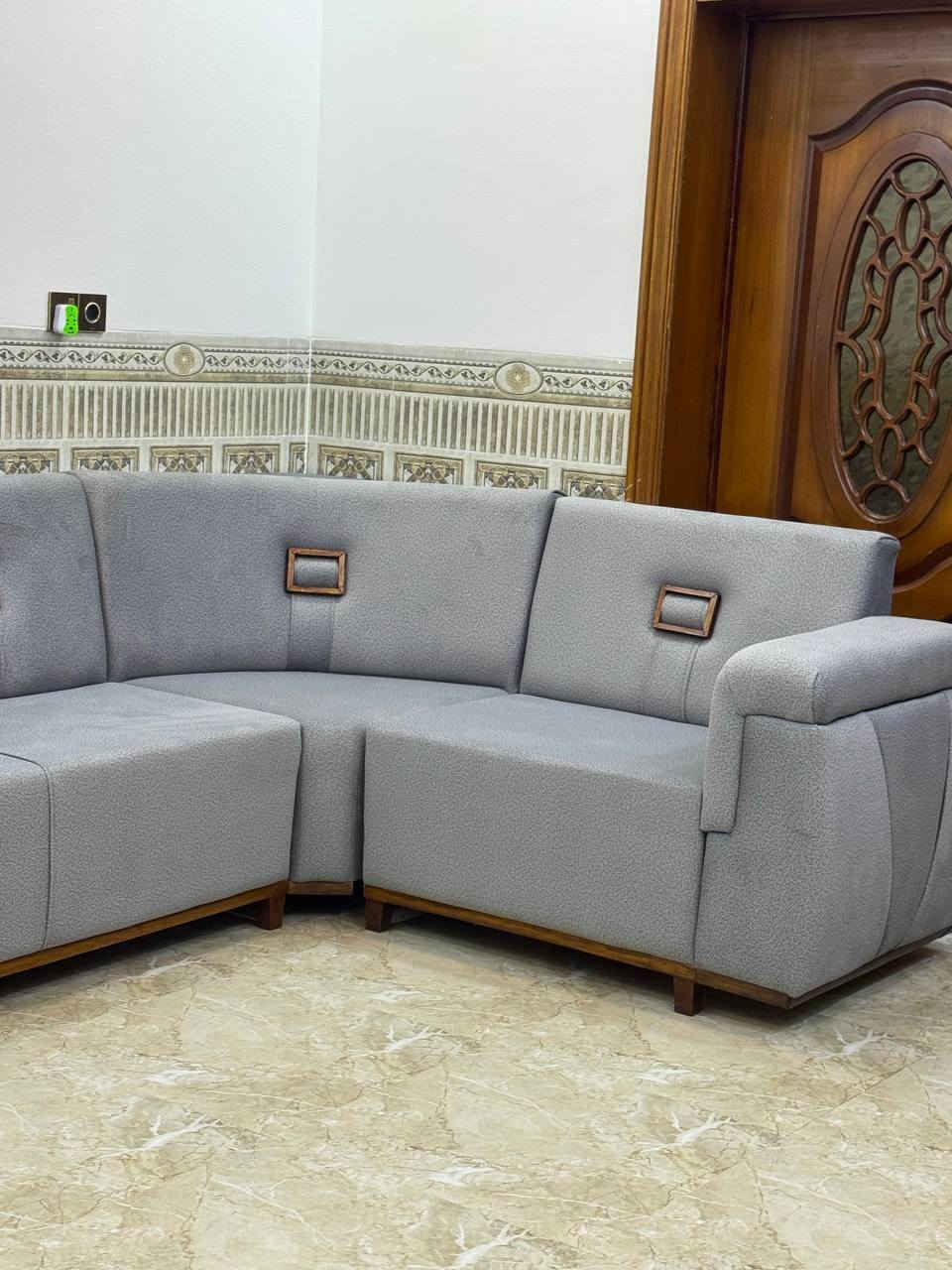 دوشمة باريس 
حي القادسية قرب ملعب الامواج وجامع
(علي ابن أبي طالب )
لتجديد الدواوين المستعملة والفصال الحديث
للإستفسار 
مراسلة الصفحة
او الاتصال علـّۓ. الرقم الاتي: ***********
الجميع@
