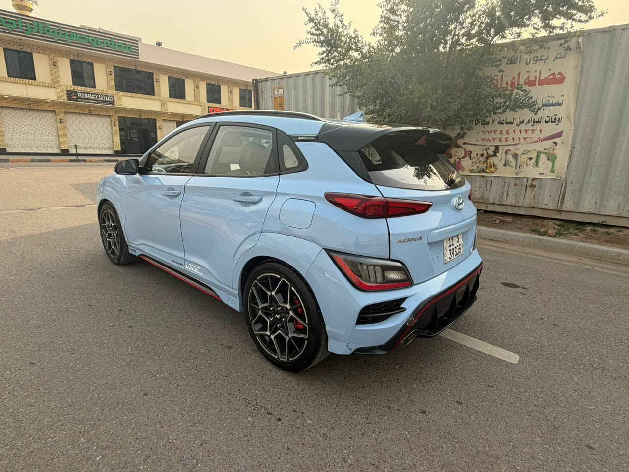 السلام عليكم للبيع فقط هونداي كونا 2022 رقم بغداد انكليزي تحويل مباشر محرك 1600 توربو طياره يعني ويل كب ان لاين أناره Led سلايت روف تحكمات شاحن الي كشن كهرباء وبعد كومه بيها مواصفات اخوان السياره فووووول للاخير ومعوروفه موصافات الN  سونار مرفوق بل منشور سعرها ١٣٧ وبي مجال بسيط مكاني بغداد وهذا ***********
