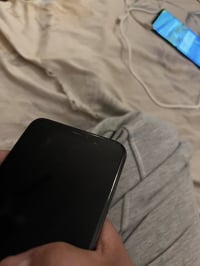 آيفون XS ماكس • ٢٥٦ • بطارية ٧٨%