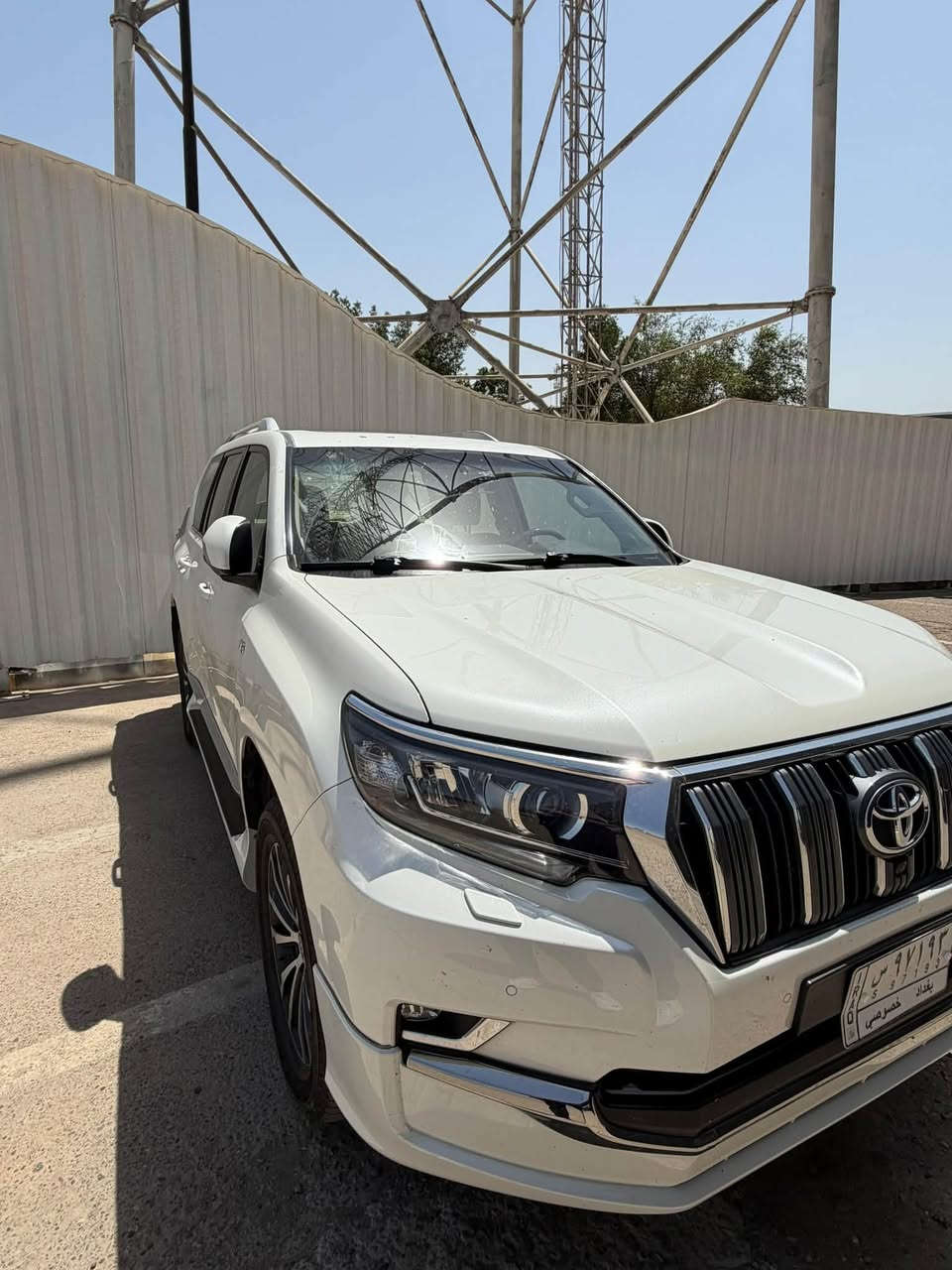 السلام عليكم
برادو للبيع موديل22 VX باب اول 
رقم بغداد باسمي تحويل ثاني يوم 
السيارة جكات  تبريد كشنات 
كفالة عامة  السيارة امغلفة ppf 
اسلايد السيارة ماشية 49 الف وقابل للزيادة  مكاني بغداد السعر 480$ ورقة وبيهامجال بسيط 
للاستفسار التواصل على الرقم 
***********
