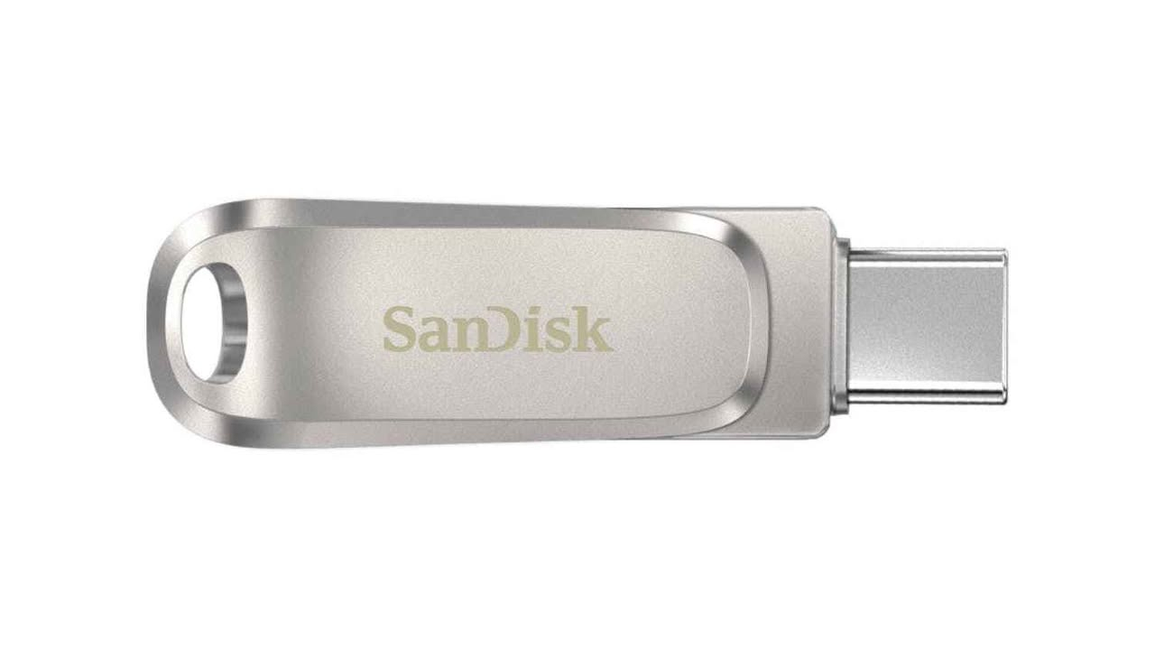 فلاش من شركة SanDisk بسعة 64 غيغا ، يحتوي منفذين احدهما تايب سي للهواتف الاندرويد والايفون والايباد والاخر منفذ USB للحواسيب .

ضمان لمدة سنة . كربلاء, العراق


**إذا كنت صاحب هذا الإعلان وتريد حذفه لأي سبب، رجاءا أرسل رسالة إلى الدعم الفني**