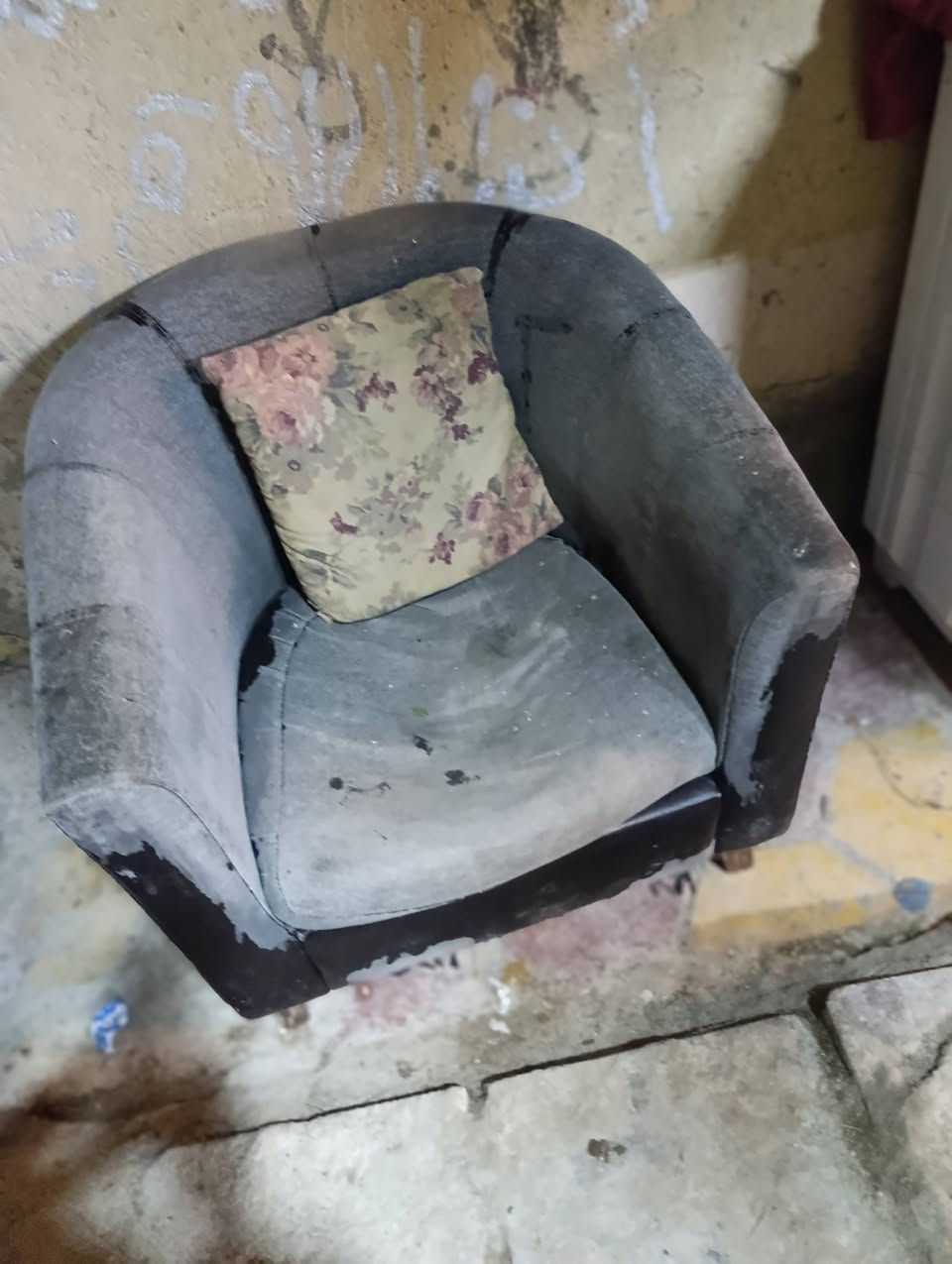 السلام عليكم مبردة ٢٥ ماطور متحرك كراسي ٤ ٢٥ قنفات ١٢٥مكاني ناصرية بالتضحية


**إذا كنت صاحب هذا الإعلان وتريد حذفه لأي سبب، رجاءا أرسل رسالة إلى الدعم الفني**