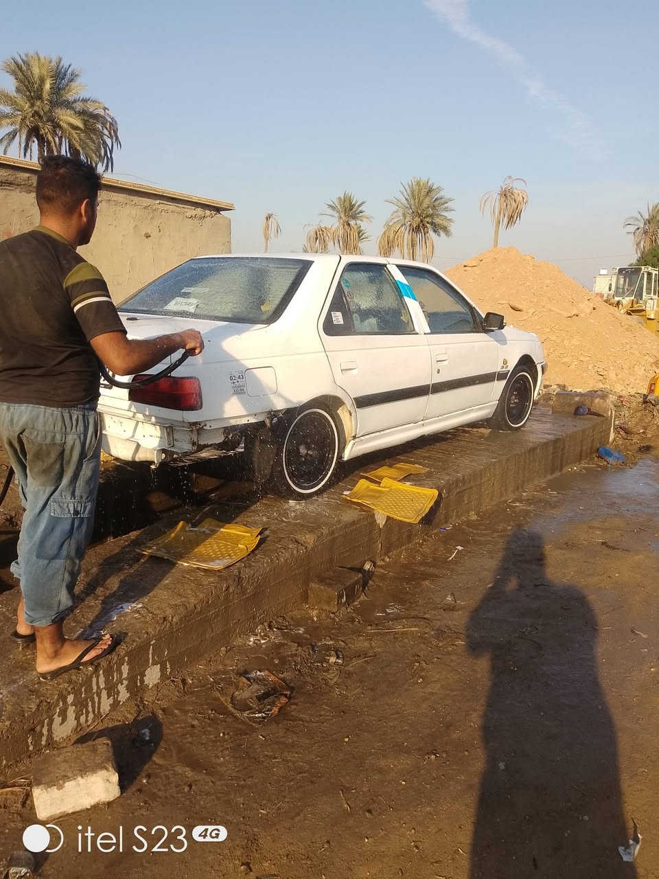 سلام عليكم بيجو بارس 2015 للبيع العنوان نجف تفاصيل رقم الهاتف اتصال ***********1
