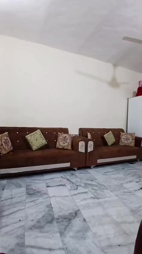 تخم للبيع نضيف كلش  خمس قطع عشؤ نفرات


**إذا كنت صاحب هذا الإعلان وتريد حذفه لأي سبب، رجاءا أرسل رسالة إلى الدعم الفني**