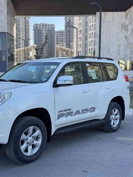 للبيع برادو 2013 رقم بغداد باسمي  كويتي دبل تانكي محرك V6 4000 مكفولة بدون ضرر وبدون صبغ كير ومحرك مكفول   السعر 288$ وبيها مجال بسيط مكان السيارة بغداد حي الحسين قرب مطار بغداد الدولي 
***********
