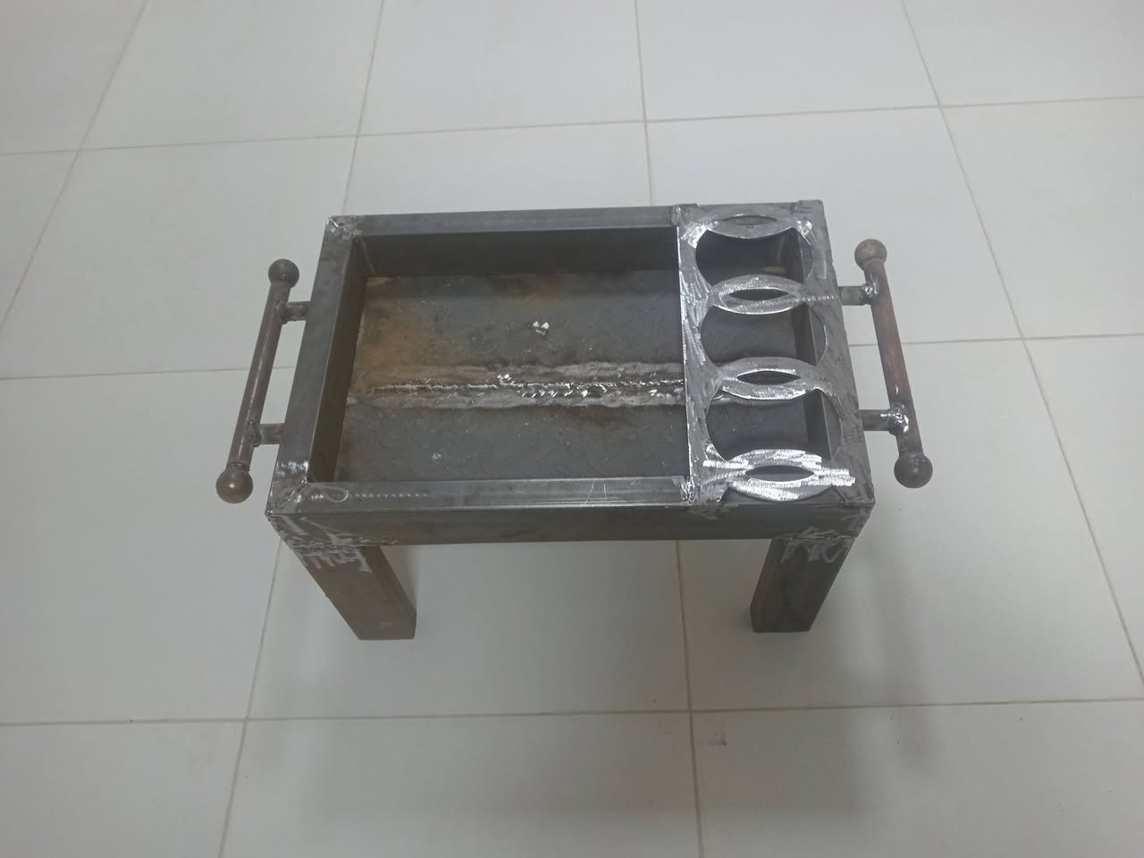 مستعدون لتجهيز مناقل للشواء بكافة الاحجام داخل الضلوعيه
للتواصل على الرقم ***********
