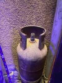 قنينة غاز • فاضية