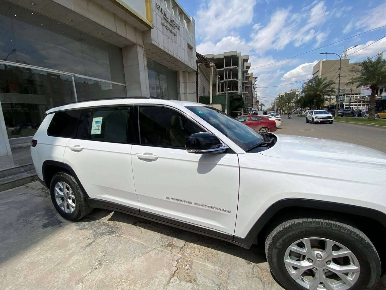 السلام عليكم جيب جراند لمتد محرك3600 وارد أمريكي قطعتين 6 سلندر رقم 7 راكب كشنات منفصله Vlp ماشيه 55 الف رقم بغداد تحويل ثاني يوم للاستفسار ***********
