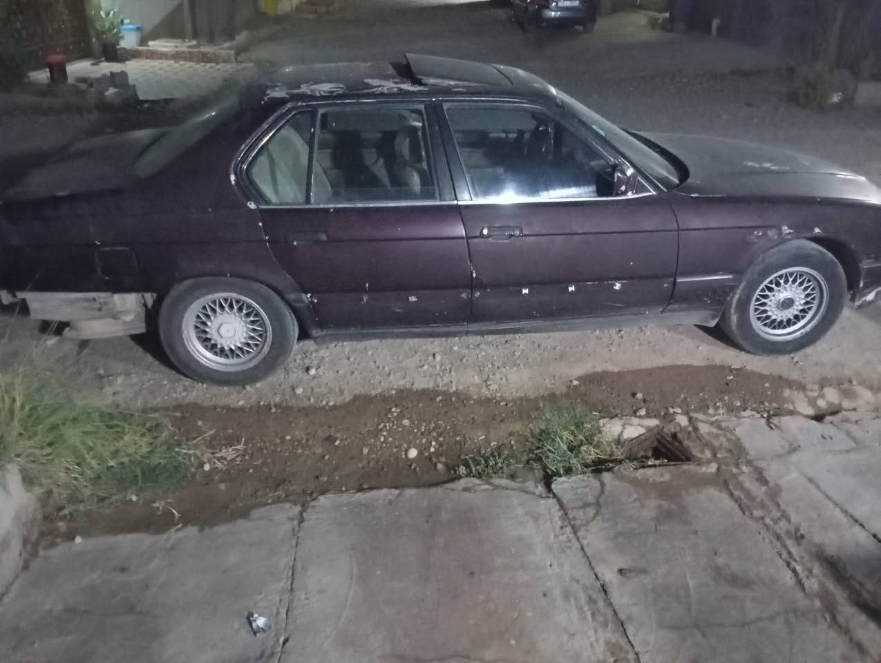 السلام عليكم موديل 1991 ابيع تسقيط بسمي رقم بغداد سنويه ورقم جديد حجم 735 قيم بلي يرضي بي الله عنوان السياره خانقين ***********
