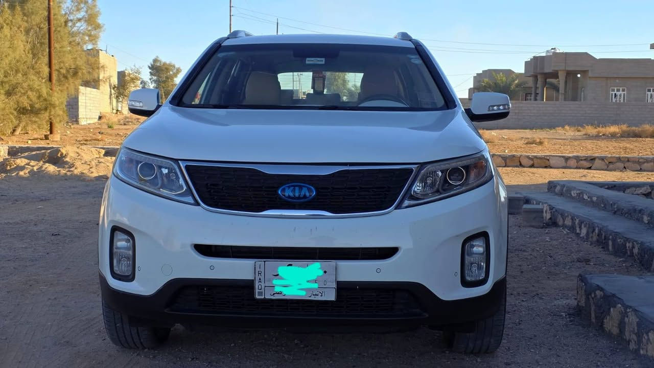 من رخصت الادمن سلام عليكم للبيع اومراوس[ اوبتمه كورله النترا] سورنتو 2014خليجي كويتي ٦سلندر فول مواصفات عده فتحه بصمه تشغيل بصمه أبواب كشنات جلد كشن كهرباء اشايربالمري مري شفط ٧راكب ٣قطع تبريد تحكم استيرن شاشه كامره بلاد حساس خلفي أمامي لدنهاري ترحيب عند الاقتراب ترحيب بدوسات اوباقي المواصفات معروفه السياره مكفوله كفاله عامه عده بارد قليل بالباب اوسحب كرت محرك كيركفاله من فتح  السعر ١٨٥اوبيه مجال للشراي الاستفسار *********** مكان السياره الرمادي ٥كيلو
