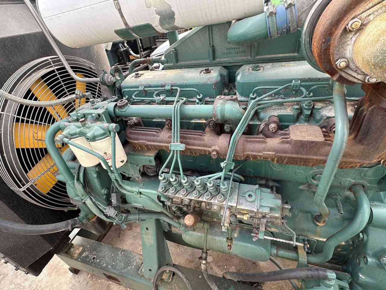 السلام عليكم
فالفو D7 اوربي
200kva 
ساعات العمل 663 ساعه فقط 
وضع بلاد شركة  
أربيل صناعه جنوبيه 
نظام اوتو حمايه فول اوتماتيك
وضع بلاد شركة  
🚚يوجد توصيل الى جميع المحافظات وبضمان🚚
🚚كياندن هةية بو هةموو شاركان بةكرينتى🚚
 للاستفسار:
 ابو علي 
***********
***********
***********
