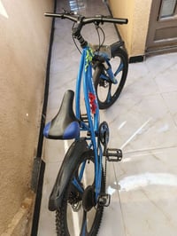 بايسكل جبلي استخدام جدا قليل فقط التحكم بالعكرب عاطل للاستفسار ٠٧٨٠١٠٥...