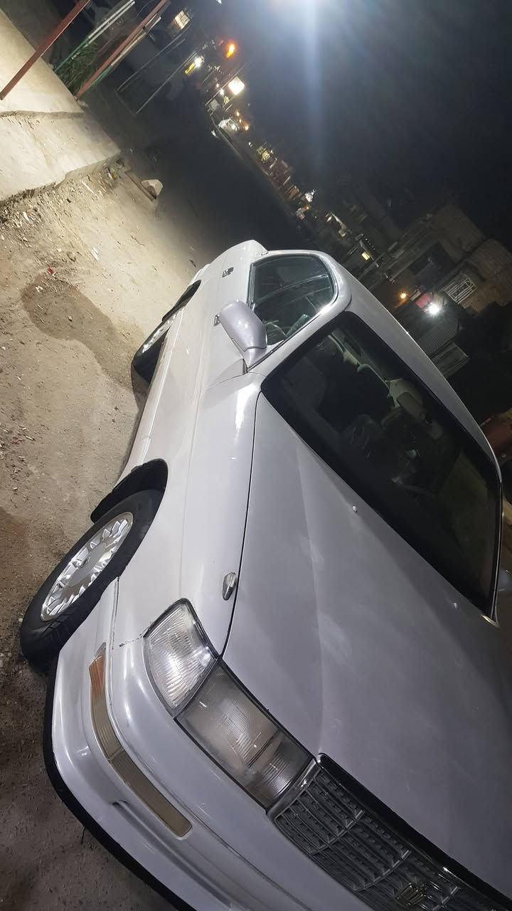 سلام عليكم مكلف بالنشر
سيارة مكفولة من الكصة ونقل جثة والعيب الشرعي  
رقمها انكليزي تنتهي سنويتها سنة 2031 بصرة داواخلها نظيفة حدادية تبريد شغال تخم تاير جديد
رقم صاحب السيارة ***********
