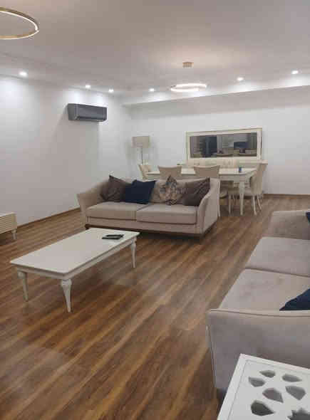 #اللايجار
#موثث

     #الموقـع_اربيــل
 مجمــع #رؤيا تاور

_مـوقع اســتراتيجـي 
_اطـلالة مميــزة
_ســعر مناســب 
 
#يتكـون_مـن
❍غـرفــة:3
❍حمــام :
❍صـالــة
❍مطبــخ 
❍السـعر :$$$ 
❍مسـاحـة 210
❍طابق29
❍بلوك( C)
∞شـامل الخدمــات 
ومتوفــرة 24 ســاعة 

 -كهـرباء + مـاء 24 
 -العب اطفال + كيمك
 -ماركــت 24 ســاعـة
 -قـاعـة جيـم +مسـبح

❍للاستفسار أكتــر التواصـل
  اتصــال او ((واتــس اب))

     #***********# أربيل
