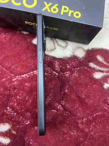 بوكو x6 bro للبيع النضافه 90% السعر 250 وبي مجال
***********
POCO X6 Pro
POCO X6
