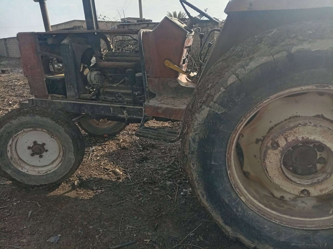 السلام عليكم 
للبيع للبيع 
تنكتر فيئات 780
گير اكسل محرك شرط لا تنقيص ولا بخار 

رقم نينوى وسنويه 

+++++
تبانه للبيع 
موديل 22
نضافه فولل
***********

مكاني الحويجه ناحيه العباسي
