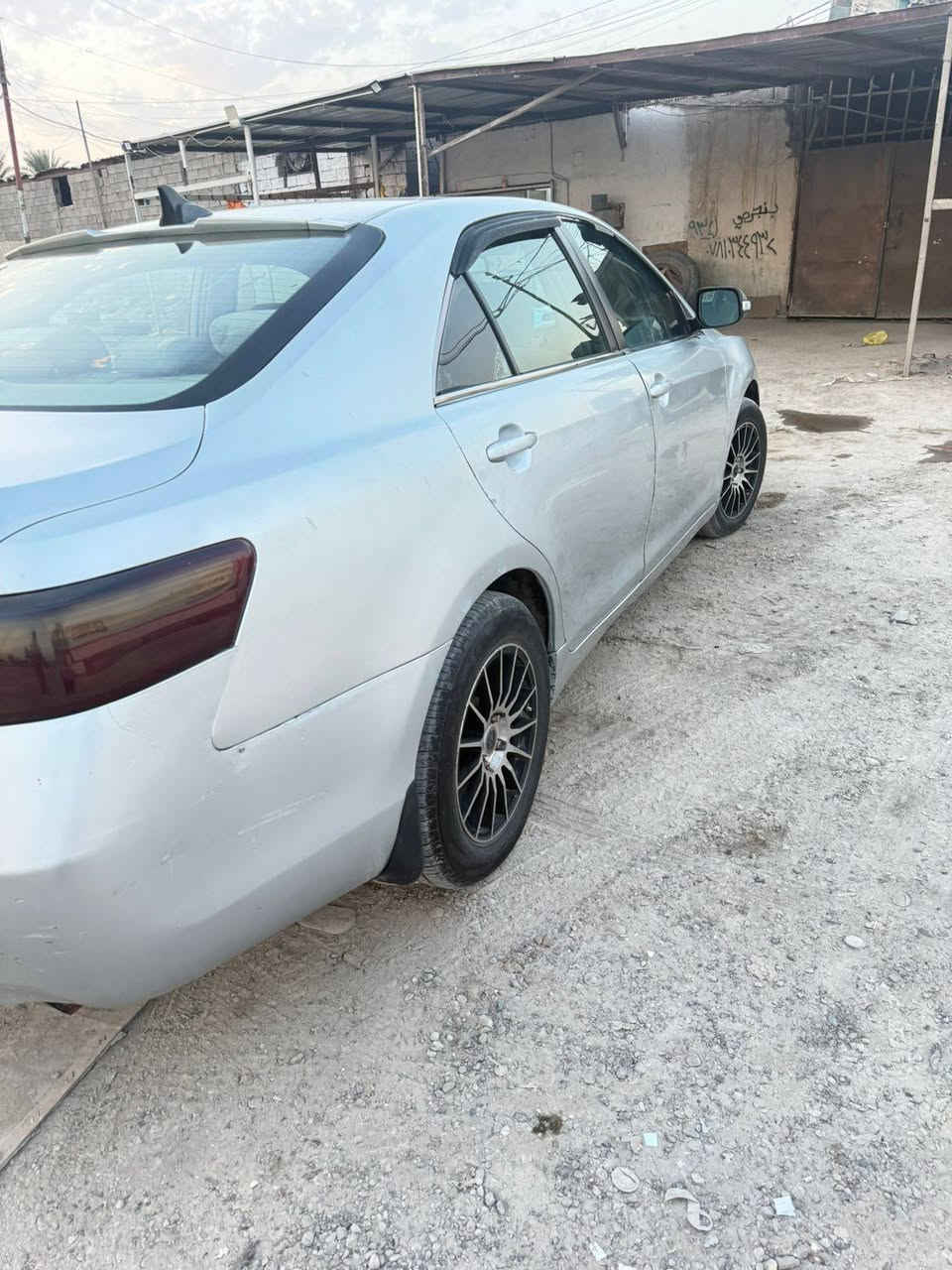 السلام عليكم حبايبي عندي كامري 2007 وارد اميركي حادثهه جاملغ امامي وجاملغ خلفي بدون دواخل مصبوغه عام للجماليه تخم تاير صدر جديد منضومه تبريد جديده للبيع السعر 77 وبيهه مجال مكانهه بغداد العامريه للتصال ***********
