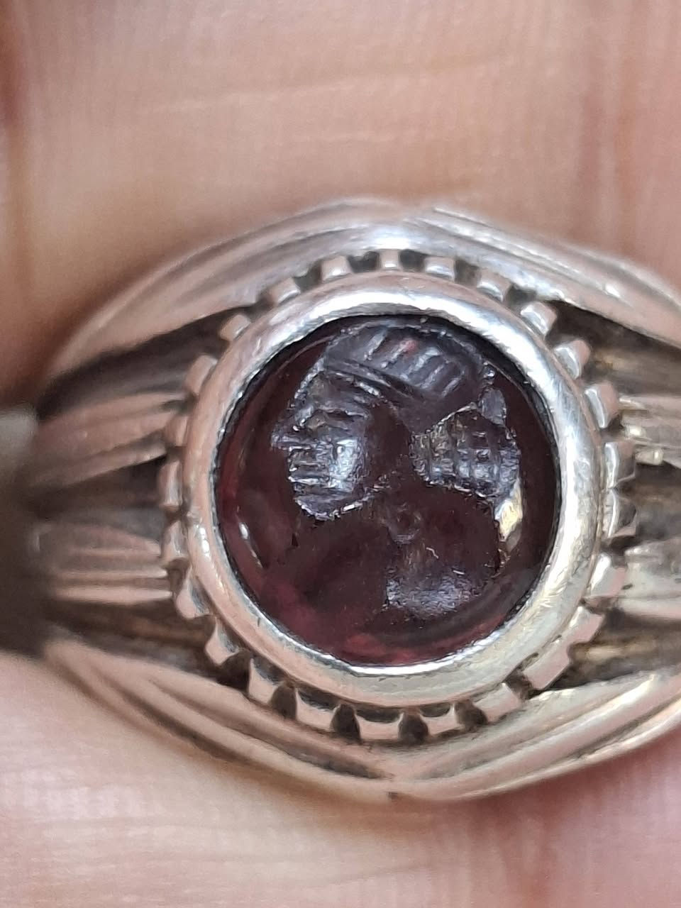 ياقوت قديم
صياغة علي بمبع


**إذا كنت صاحب هذا الإعلان وتريد حذفه لأي سبب، رجاءا أرسل رسالة إلى الدعم الفني**