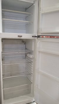 ثلاجه ١٨ قدم • شغاله • بغداد