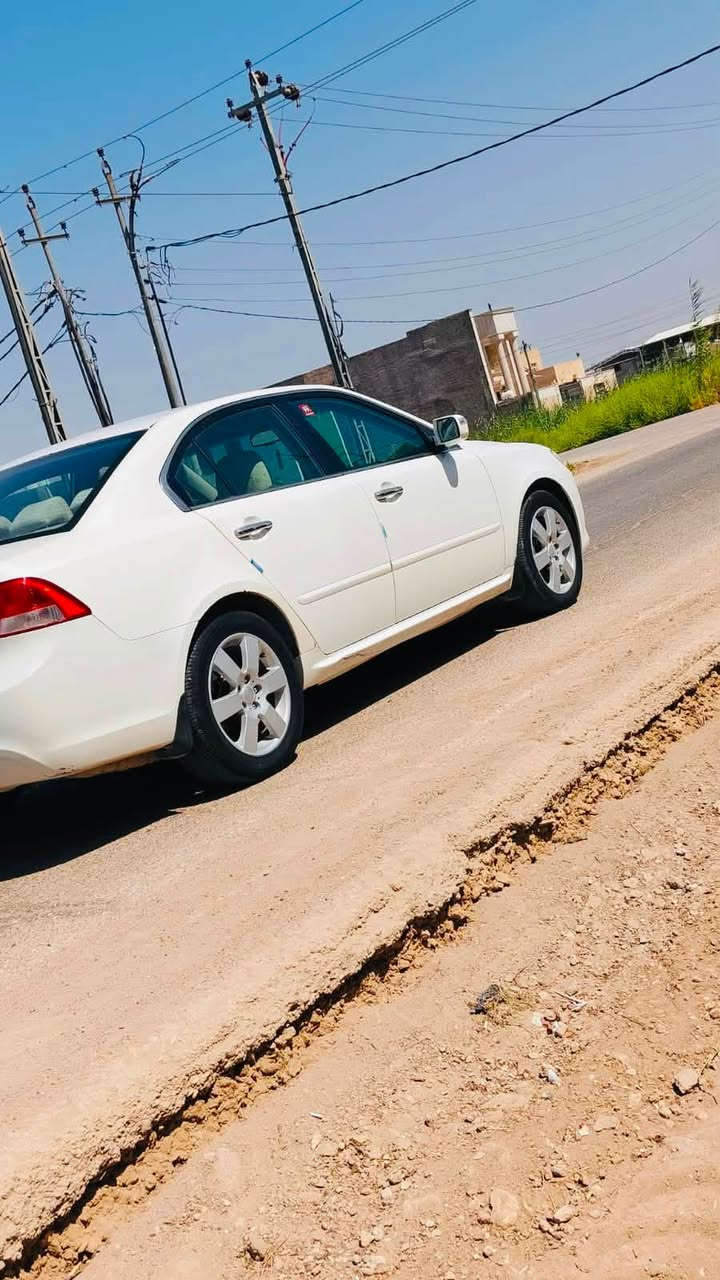 سلام عليكم اوبتما 2009 خليجي  بسمي شخصيا رقم بغداد انكليزي كير ومحرك وحدادية كفالة تخم تاير جديدة مكينه2400دوش بيها4قطع صبغ فقط رش بدون دواخل كفالة شرط الفحص 
السعر93وبيها مجال
الاتصال***********
مامتوفر بلخاص👆👆
مكاني بابل
