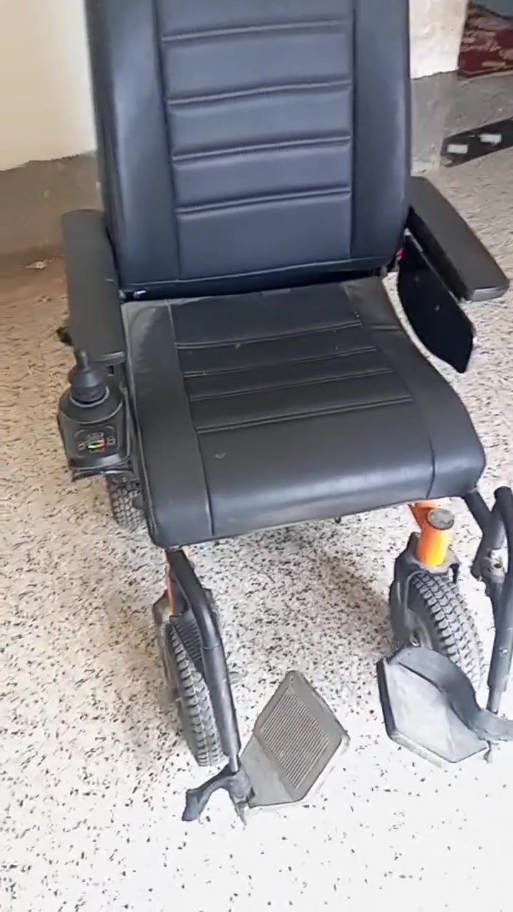 عربانه شحن ممتازه ماء مستعمله شي قليل تحمل وزن ٢٠٠ كيلو ‏‪077-108-19779‬‏


**إذا كنت صاحب هذا الإعلان وتريد حذفه لأي سبب، رجاءا أرسل رسالة إلى الدعم الفني**
