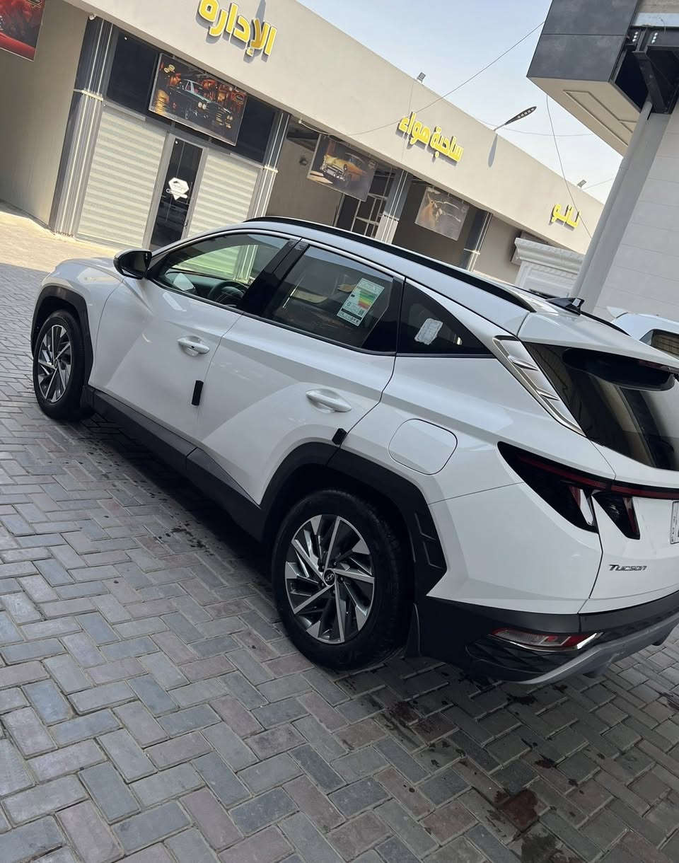 السلام عليكم
توسان خليجي 2023 ماشية 42 رقم بغداد السيارة نظيفة جداً بيهة صبغ المكان الي مأشر بالصور بين الباب والجاملغ وبيهة بارد بنفس الباب والباب الخلفية سعرهة 200 ورقة مكاني بغداد للاستفسار  
 *********** 
مكلف بالنشر……
