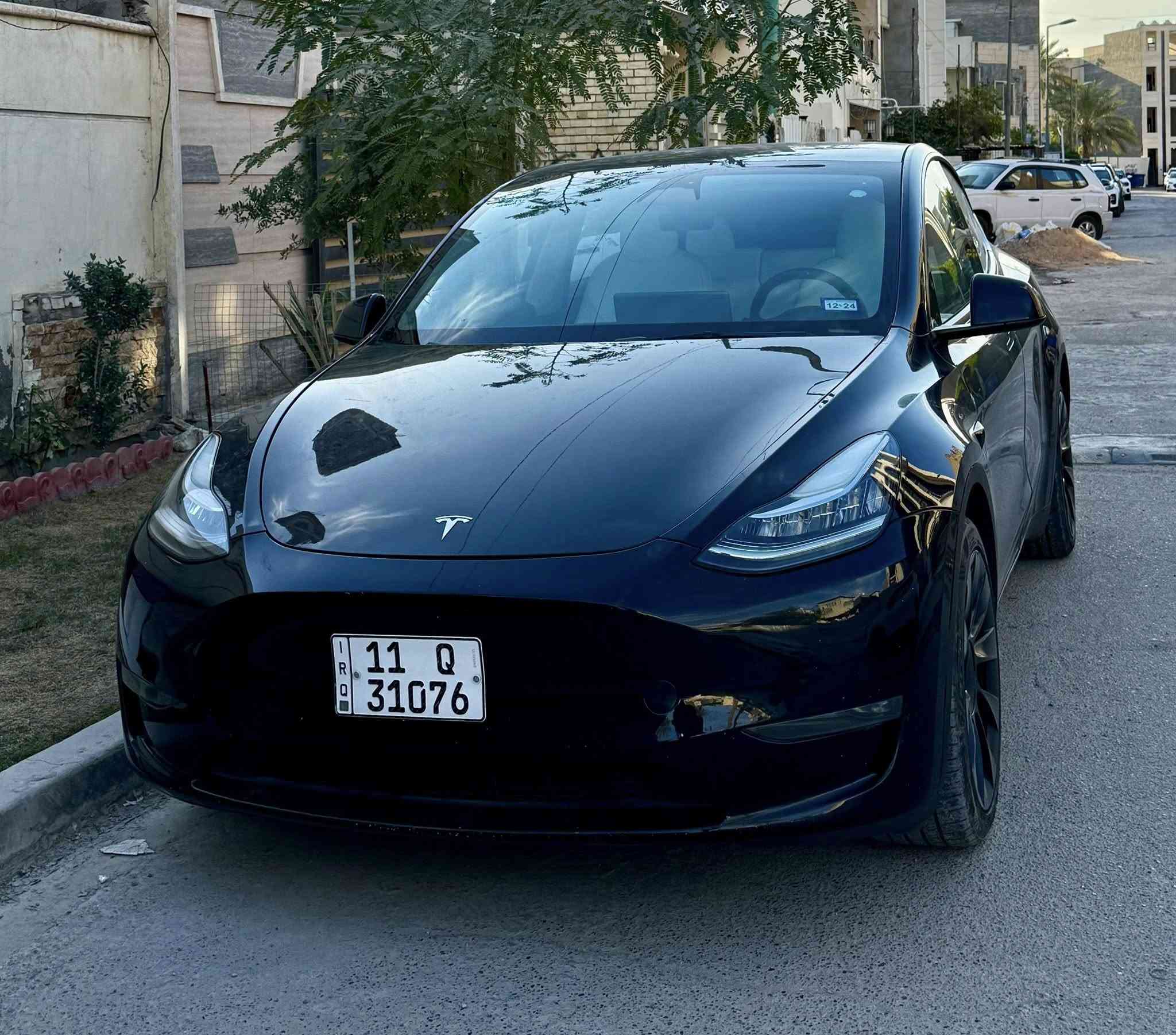 2023 TESLA MODEL Y, AWD/LONG RANGE DUAL 
MOTOR ALL-WHEEL DRIVE

بدون صبغ.  
بدون. ايرباك. 
7 راكب. 
للبيع. فقط. 
ماشيه. 40 الف 
داخل. ابيض. 
بغداد اليرموك. 
***********
