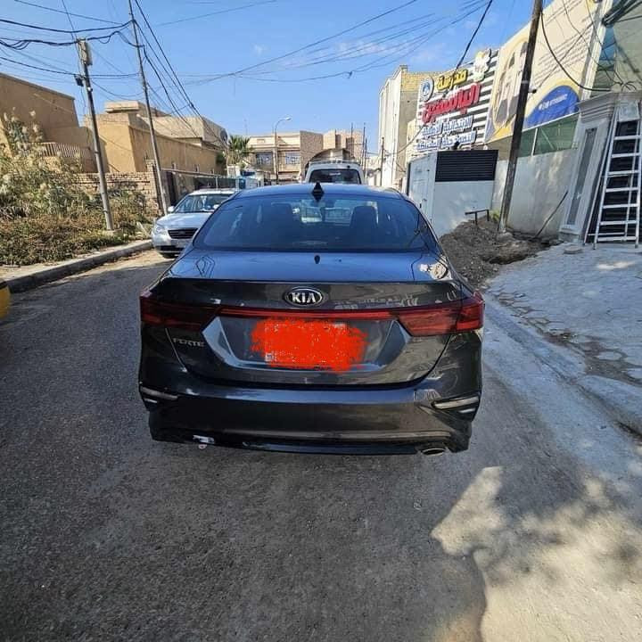 كيا فورتي 2021
نص مواصفات 
محرك 2000دوش 
ماشية 75الف ميل 
مكانه كوت 
الضرر جاملغ وبنيد

 ***********
