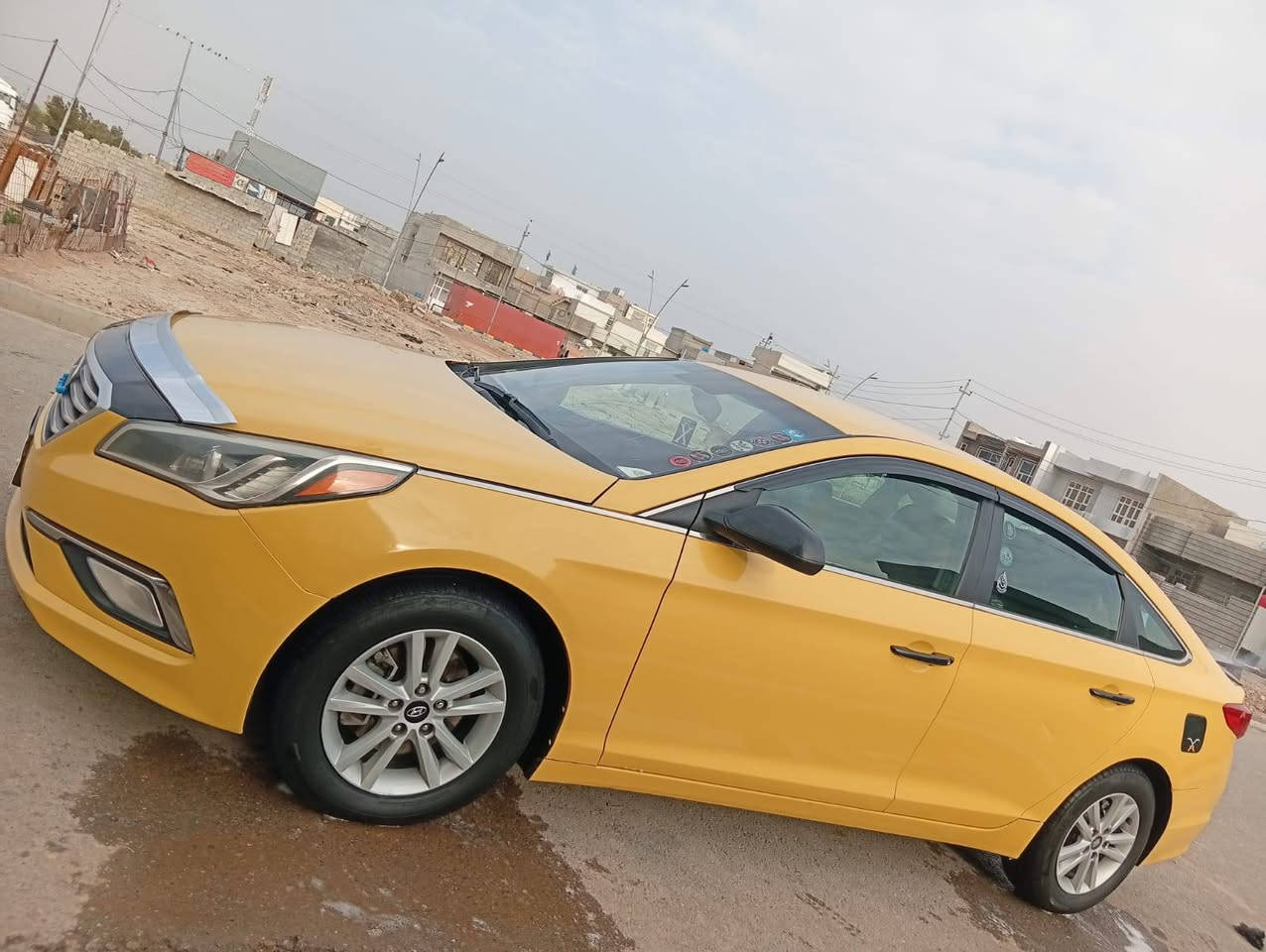 سلام عليكم 
سوناتا تكسي 2015 للبيع 
رقم ديالى 
كير ومحرك كفاله 
صدر جديد 
تخم تاير 
حدثها قطعتين 
خطها بلدروز بغداد مصفرة هيئة وغرامات
العنوان بلدروز 
للاستفسار ***********
