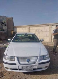 سمند 2010 مكينه وكير كورله السياره كلهه نضيفه معمر بيهه بس هلالات مكفو...