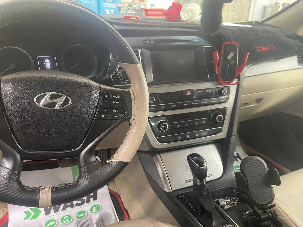 سوناتا للبيع موديل ١٦ امريكي محرك ٢٤٠٠ لون مميز سياره نضيفه مال بيت حادثهه بنيد مرجع ومصبوغ بدون دواخل مع ملاحضات بسيطه وصور حادثهه بامريكا موجوده ضرر بسيط غرفه بيجي ثلاث انضمه قياده رقم سليمانيه تحويل مباشر مكان السياره ديالى بلدروز للاستفسار ***********
