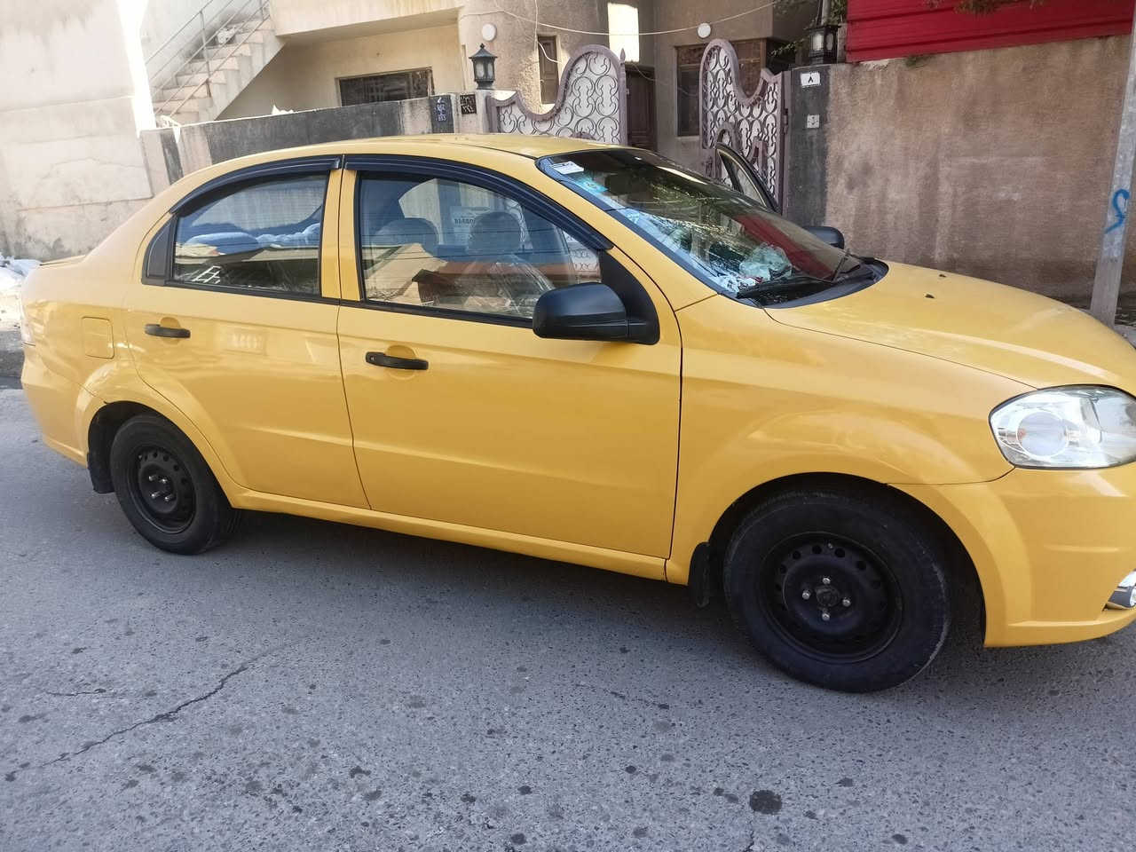 للبيع 
افيو مديل 11 مواسسه كير ومكينه شرط مكينه استره 
بدون ضرر صبغ جماليه رقم اجنبي بسمي *********** الشراي يخابر السعر 65 بيها مجال
