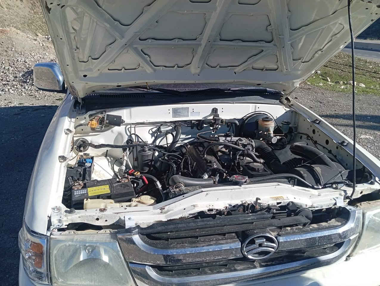 بسم الله الرحمن الرحيم ,,,,,,
دێر 2006 مواسفات 2007                  مەنەفێست اسڵی  کەمەک سبوخ 
بێ ڵێدران 
 هەر جوار بەدەرگای نوێ
مەکینە بەخە بەشەرت  بیڵاد
گێرو مەکینەاکسڵ بەشەرەت 
  بەشەرت کارەبای هەموو بەشەرت دینار مەسرەفی تێنانیە  
دینار مەسرەفی تێدا بوو 
یە گەڵای بگێرەوە 
سحري 34  مجاڵێکی برایانە
زۆر توندو تۆڵە بەشەرت دیناری مەسرەف نیە 
ڵە خزمەتان دام
ژمارە  *********** زین
***********  کۆرەک
