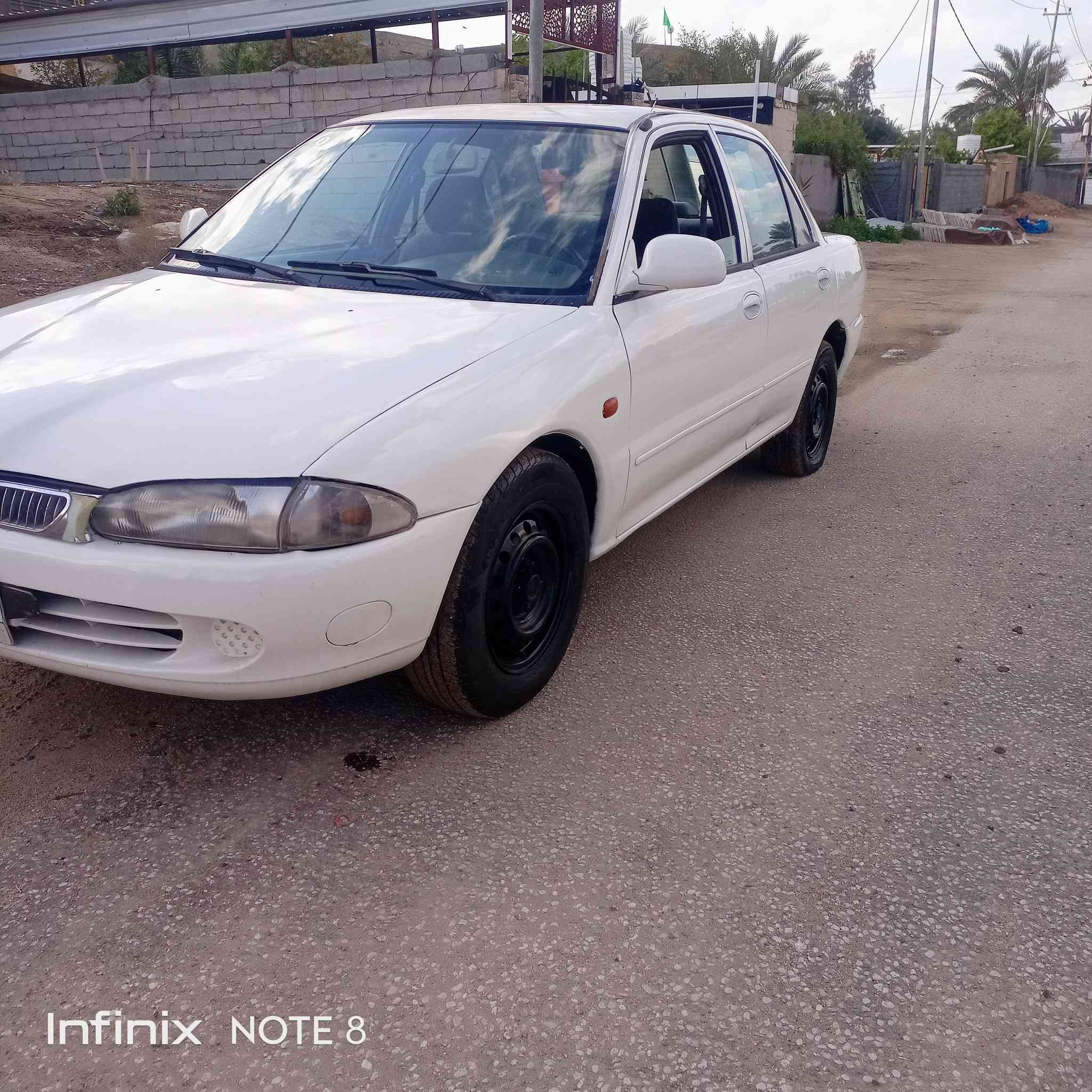 السلام عليكم براتون موديل 2002رقم بغداد  سنويه 29 سياره  فقط صبغ احزام  كير عادي كير ومحرك جدد حداديه جديده  سعر36 مكان بابل مشروع المسيب ***********  رقم سياره حلو
