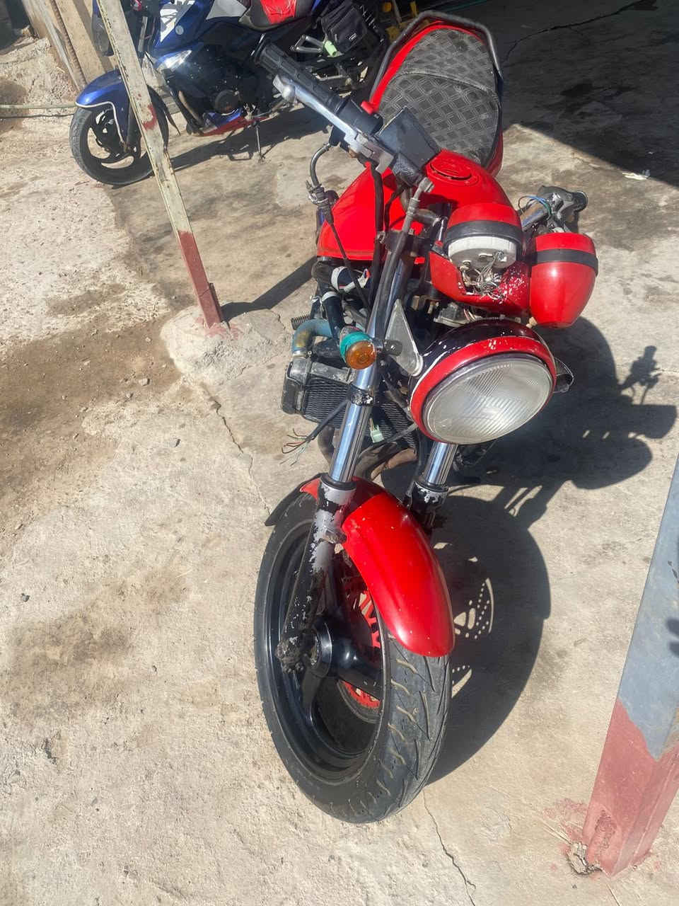 بانده ربع 250 محرك كرستال ما مفتوح خلاص سعره 650 وبيه مجال شي بسيط رقم *********** ***********
