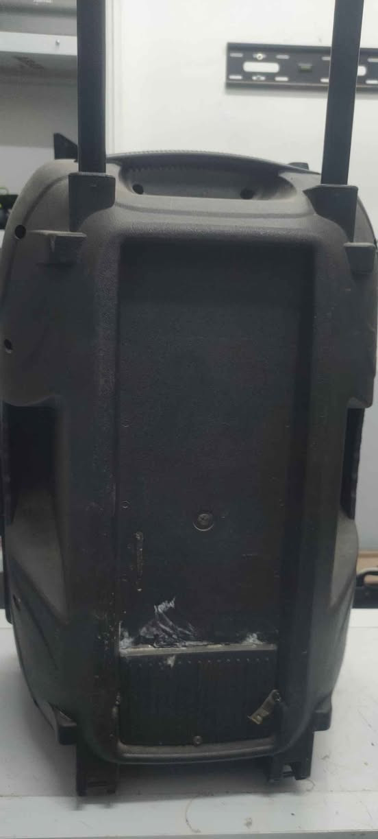 مجموعة DJ  عدد 4 قطع اثنان جديدة واثنان بحالة جيدة جدا السعر والمواصلات كل جهاز بسعر خاص
لمعرفة الأسعار ارسال صورة لجهاز للحصول على السعر والمواصفات 
المراسلة على الخاص
 او الاتصال الرقم 
***********
يتوفر توصيل كركوك, العراق
