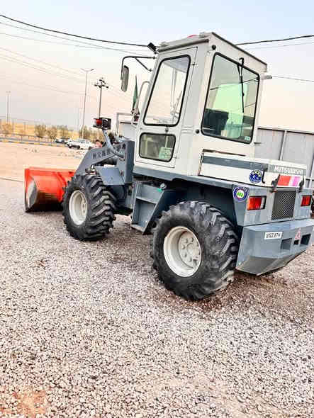 دخول جديد مسيبوشي 500
وأرد ياباني محرك 4سلندر 
كير ميكانيكي العنوان النجف شارع المطار 
معرض الإخلاص للمعدات الثقيله 
للاستفسار الاتصال على الأرقام التاليه 
***********)( ***********
المستورد ابراهيم الغزالي
