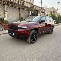 للبيع جيب2022 رقم بغداد جديد بلاك توب  محرك 6/3600 فور ويل  7راكب vip ...