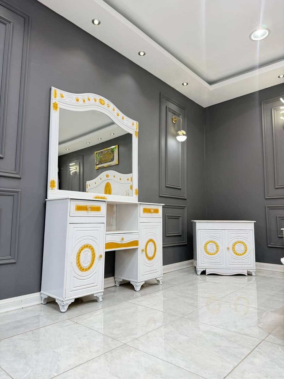 السعر // 925فقططط😍

🔅تفاصيل الغرفة المرمري  ....

 خارج ٤ملم ام دي اف 🔺
وداخل صاج ٣ملم 
صبغ حراري  درجة اولى 

عدد القطع  ٧ قطع 😍
🔺1 //جرباية  قياس  ١٦٠ × ٢٠٠ 
🔺//ميز جانبي ايسر قياس ٥٠
🔺2// وميز  جانبي  قياس ٥٠
🔺3// زاوية ارتفاع مترين عرض ٨٠
🔺4// وميز بلازمه  
🔺5//وميز مراية ارتفاع مترين عرض ١٢٠
🔺6// وكنتور ٦ باب  ارتفاع مترين و١٥ طول ٣ متر و١٥
للحجز والاستفسار مراسله الصفحه الرئيسيه 
#توصيل جميع محافظات العراق


**إذا كنت صاحب هذا الإعلان وتريد حذفه لأي سبب، رجاءا أرسل رسالة إلى الدعم الفني**