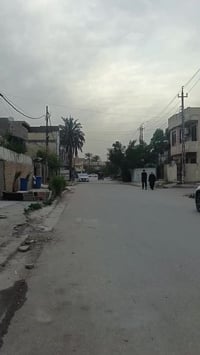 دار للبيع يعتبر قطعه أرض مساحه ٣٥٠ متر  العنوان الدوره ميكانيك شارع عر...