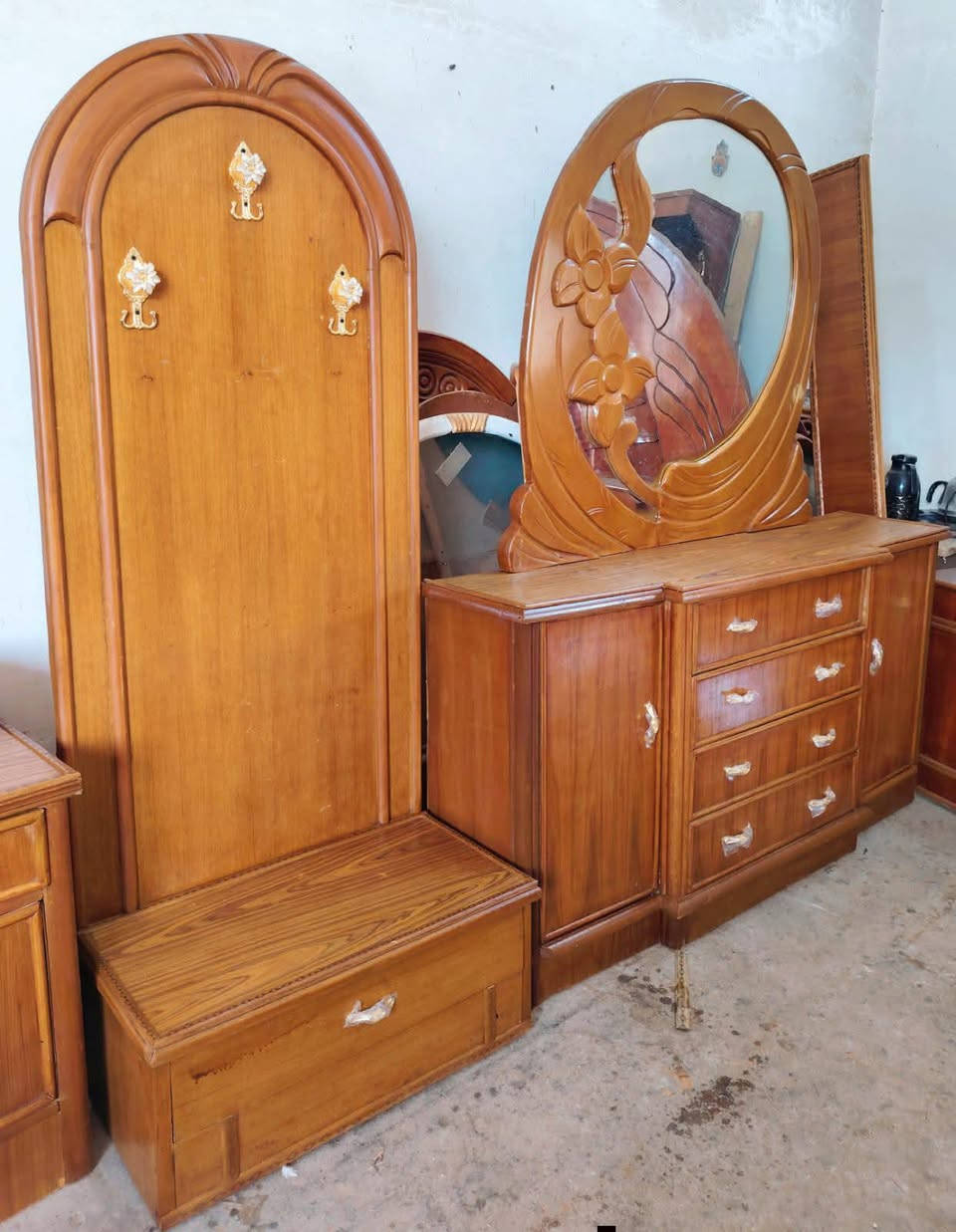 السلام عليكم غرفة صاج تسكام تفصال درجة اولى السعر، ٦٧٥ الف نهايتها ٦٥٠
للبيع غرفة نوم صاج تسكام تكمه كنتورها ابو ٦ ابواب وملحق غرفة صاج بالكامل داخل وخارج الظهر جرجوبه براغي تفصال درجة اولى شغل توصا خاص عمل نجارة حقيقي غرفه كلش ثكيلة متنشال يعني وياك للعمر كاملة وجاهزة من الصبغ للمفتاح نظافة واحد على واحد السعر ٦٧٥ الف وتسوى اكثر مكانها بغداد #متوفر توصيل بكروة للحجز مراسلة الصفحه وبالعافية على الشراي #ملاحظه اعمل متابعة للصفحة ليصلك كل ماهو جديد


**إذا كنت صاحب هذا الإعلان وتريد حذفه لأي سبب، رجاءا أرسل رسالة إلى الدعم الفني**