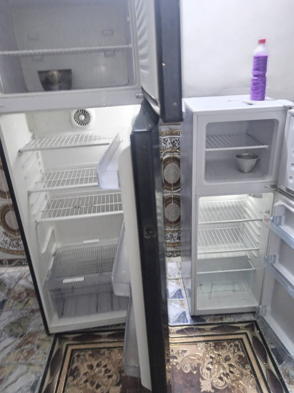 ثلاجات نضيفه وعلى الفحص والضمان النضافه ٩٠بل١٠٠ مكاني النهروان الشراي خاص او تصال ***********
