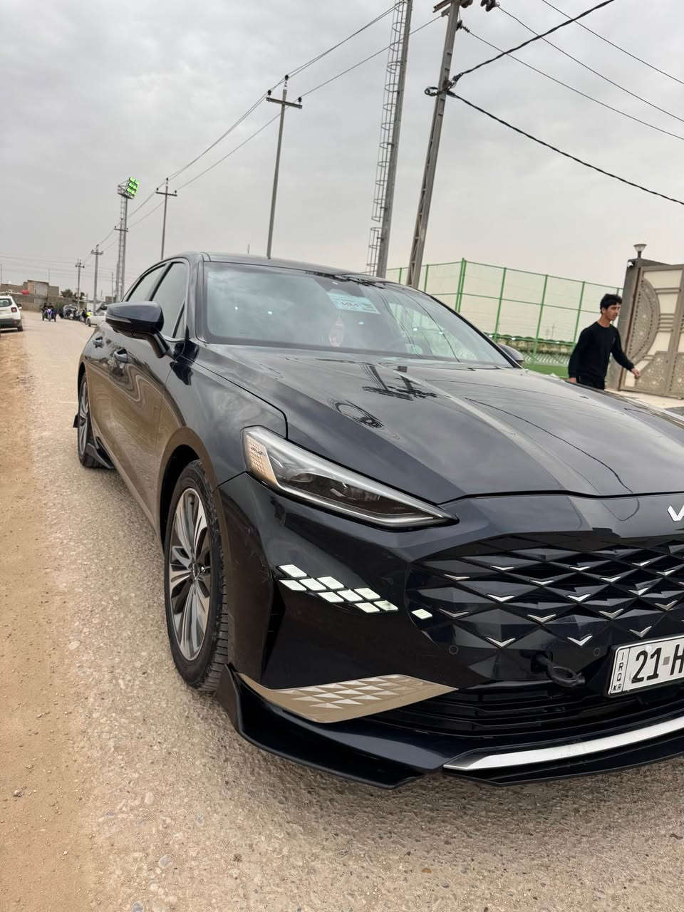 سلام عليكم 
للبيع او المراوس
كي 8 مديل 22 رقم او هزه جدد تريد تحويل اتريد وكاله حاضر 
ماشيه 51 الف كيلو وارد كوري بانزيل اصل مكينه 2500 
كير اومكينه كفاله عامه حداديه لوك تخم تاير 
بيه صبغ قطعتين حاملغ او بنيد فقط
مواصفاته فووووول عده البنرامه ومبين كلشي بل صور 
مكانه الفلوجه قرب سيطره الصقور 
السعر 192 او بيه مجال بسيط 
للسفسار *********** واتساب
*********** بغداد, العراق
