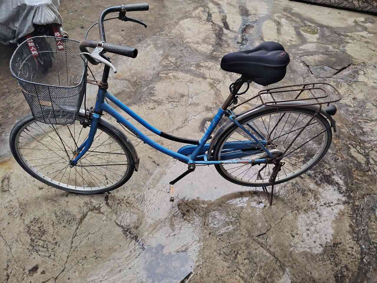 للبيع سعر  40 بي مجال   ***********
