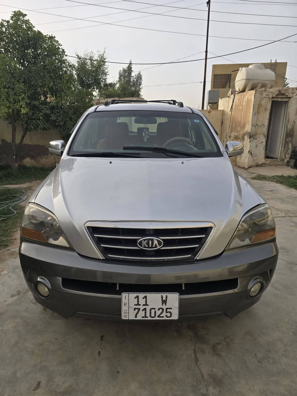 السلام عليكم كيا سورنتو موديل ٢٠٠٨ خليجيه مصبوغه عام أثر شخوط صورهه موجوده قبل الصبغ بدون اي ضربه صدر جديد تايرات ٤ جديد كهربائيات كلهه شغاله دوشمه كامله ارضيه وكشنات ٦ سلندر شاشه كاميرا سنتر لوك ريمونت السعر ٧٨ ورقه وبيهه مجال *********** بي واتس اب
