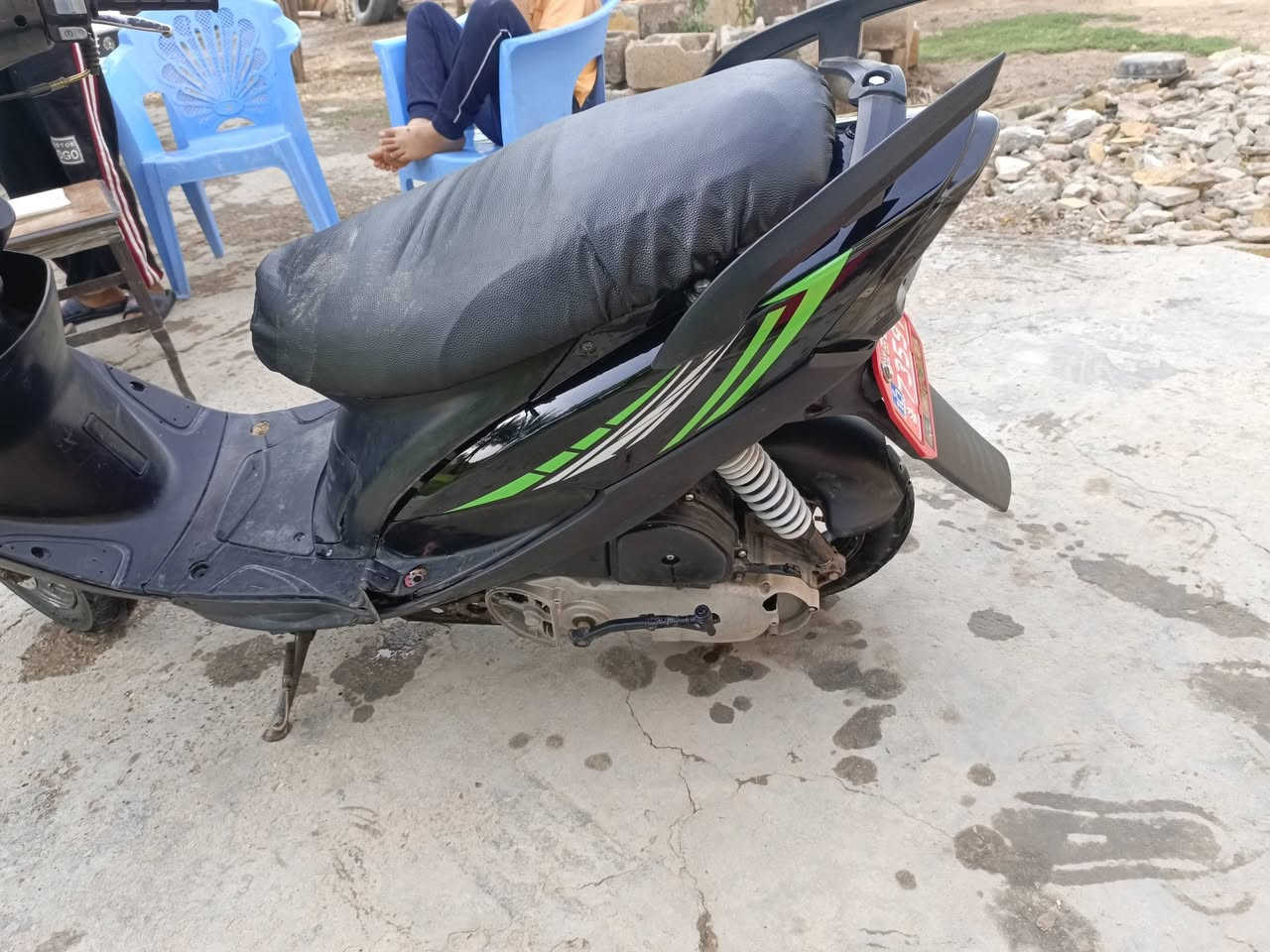 سلام عليكم ماكس عدله ياباني مكفوله كفاله عامه دراجه جديده رمبه محرك جديد ما مفتوح جديد كهربائيات شركه اشاير لايت زنون اصلي دراجه جديده مكان بغداد المدائن اتصل وبيك خير وتدلل***********
