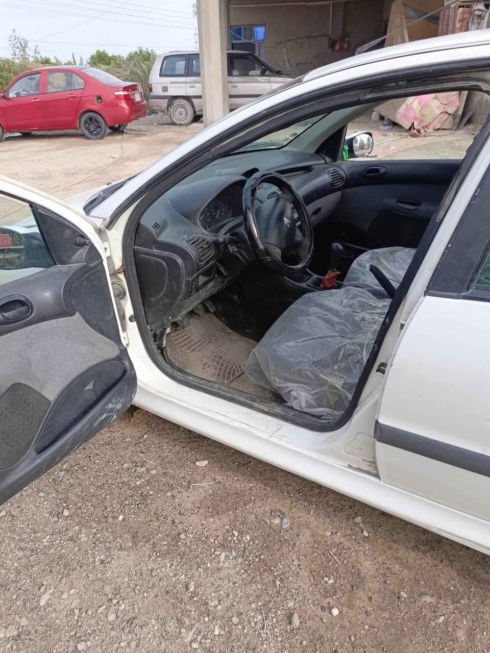 السلام عليكم للبيع بيجو 206 فرنسي موديل 2009 رقم بصرة مشروع وطني تحويل ثاني يوم محرك جديد أقل الشهر من شديته الاستفسار الاتصال علة صاحب السيارة (***********)
