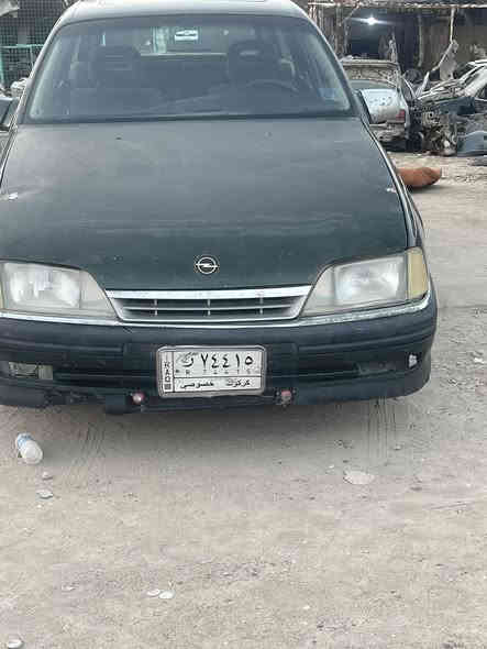 ابل اوميكا للبيع محرك 2000 صار صوت خفيف بل محرك الساره نضيفه ومرتبه شغاله كل كربائيات شعر25$ وبيهه مجال للستفسار اكثر اتصل ***********
