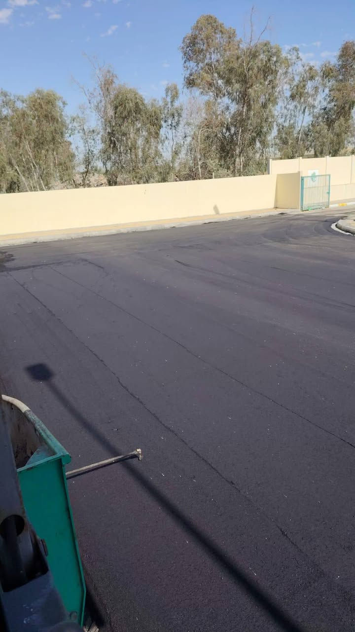 السلام عليكم مستعدين لتبليط الشوارع الحكوميه والزراعيه وباسعار تنافسيه كافة المحافظات للاستفسار ***********..***********
