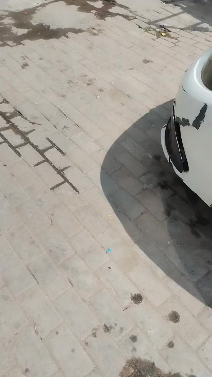 ألسلام عليكم افلونس ٢٠١٤ محور كير ومحرك كامري ١٨٠٠ الكير والمحرك جيد جدآ تبريد تتفئة شغال اللكهربائيات شغالة كلها الغرفة جديدة صدرها ٥٠ ب المية ترايها يخبل معروضة ب ٥٢ وبيها مجال العنوان مدينة الصدر شارع الداخل
***********  تجي وبيك خير وتددلل السيارة بسمي السنوية ٢٠٢٩ تسقط هزة جديدة
